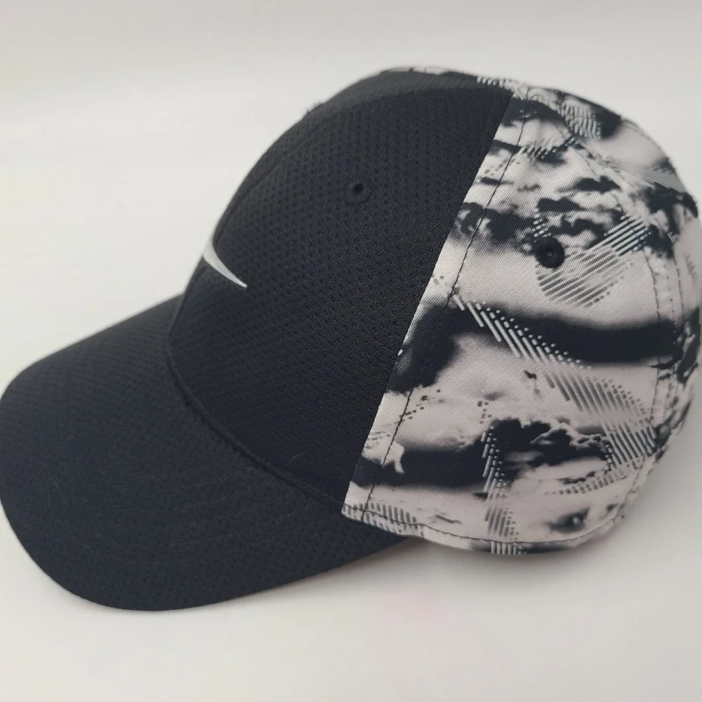 Child Nike Hat Snapback Black White Abstract Pattern Swoosh Logo Sports Outdoors